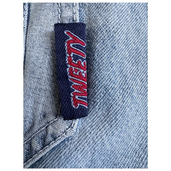 Looney Tunes Tweety Bird Distressed Denim Overall Shorts 90s–Y2K Size XL Vintage - Picture 7 of 11